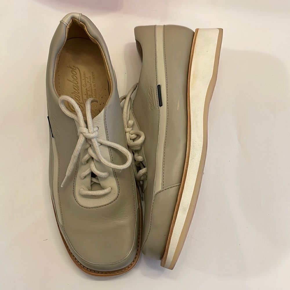 PARABOOT GREY AND CREAM WITH BROWN ACCENTS LEATHER OXFORDS.   NEW